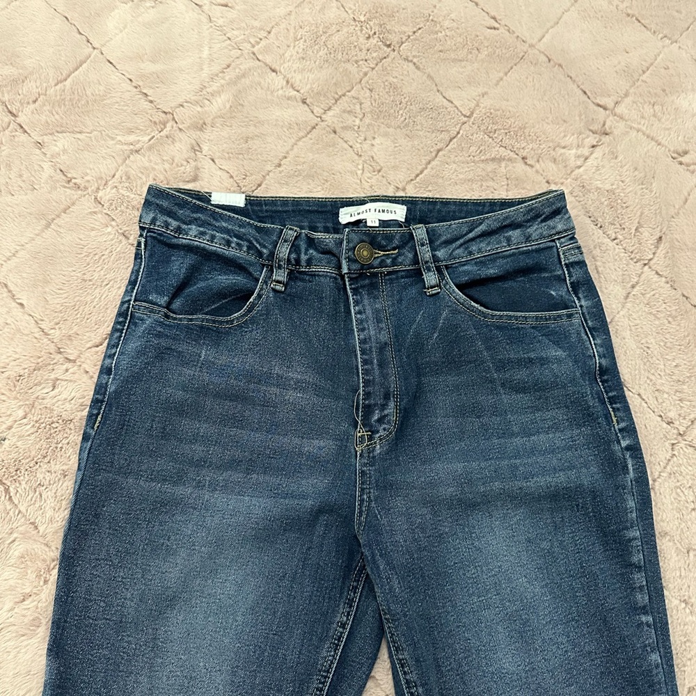 hello girlies once again selling this cute pair of almost famous boot cut Jeans